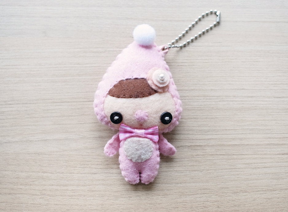 Felt Keychain -  stocking stuffer -  cute accessories -  Kawaii - Gnome plush - READY TO SHIP