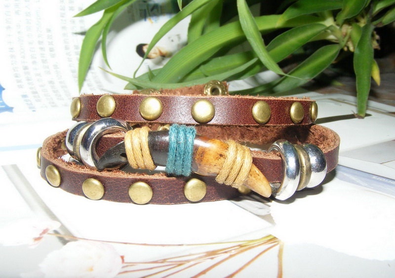 Handmade wolf tooth leather charm bracelet / jewelry gift accessories :M129-35