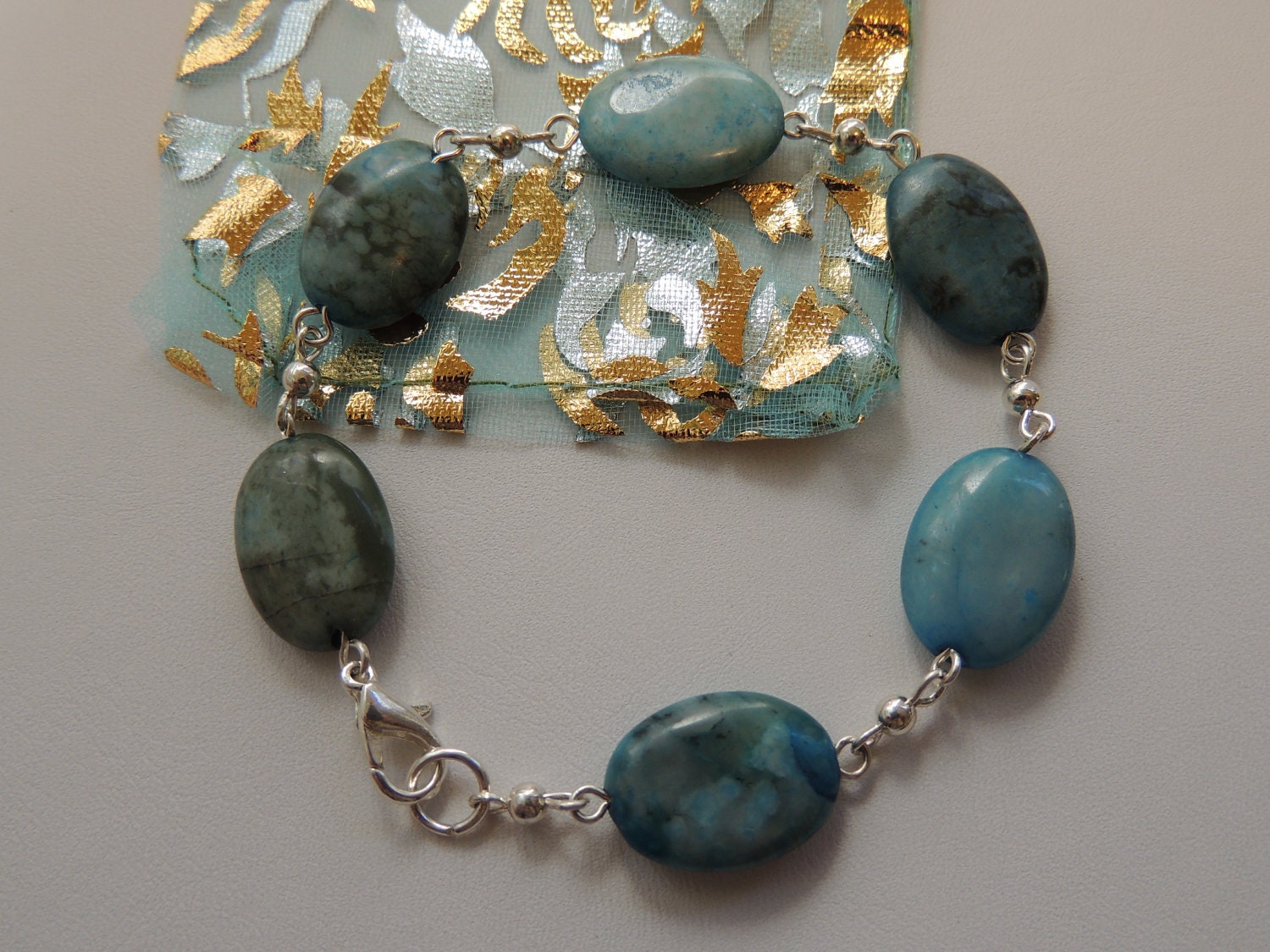 Blue Agate Bracelet, Agate Bracelet, Stone Bracelet, Chakra Jewelry. A111