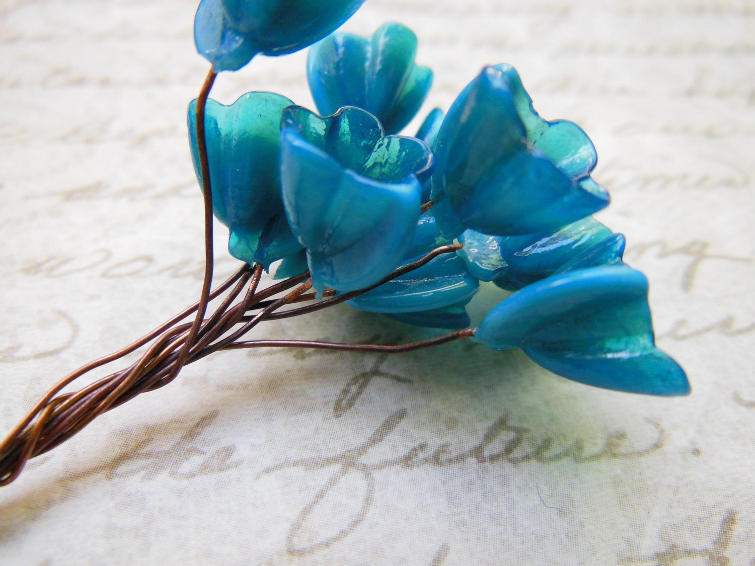 Vintage Venetian (10) turquoise blue glass flower bouquet beads on copper wire stems (10)