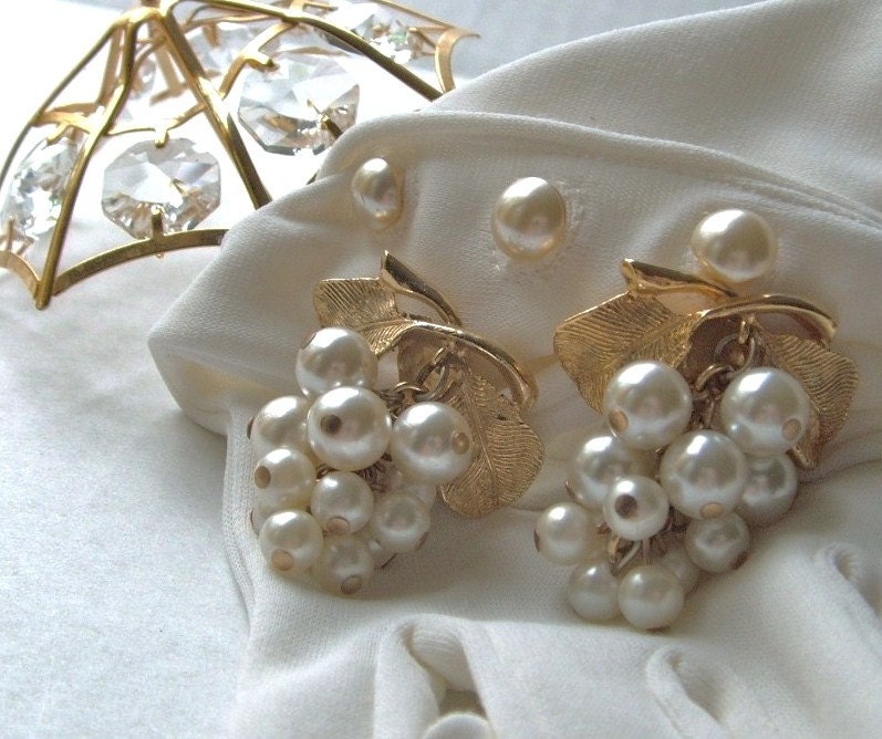Reserved For Shenaz Ozden Grape Cluster Vintage Pearl Earrings