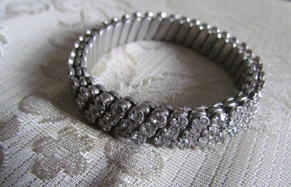 Vintage Rhinestone Expansion Bracelet c. 1940s