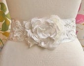 Bridal Sash, Lace Bridal Sash, Floral Bridal Sash, Ivory Bridal Sash, Pearl Bridal sash, Wedding, Bridal, Accessories
