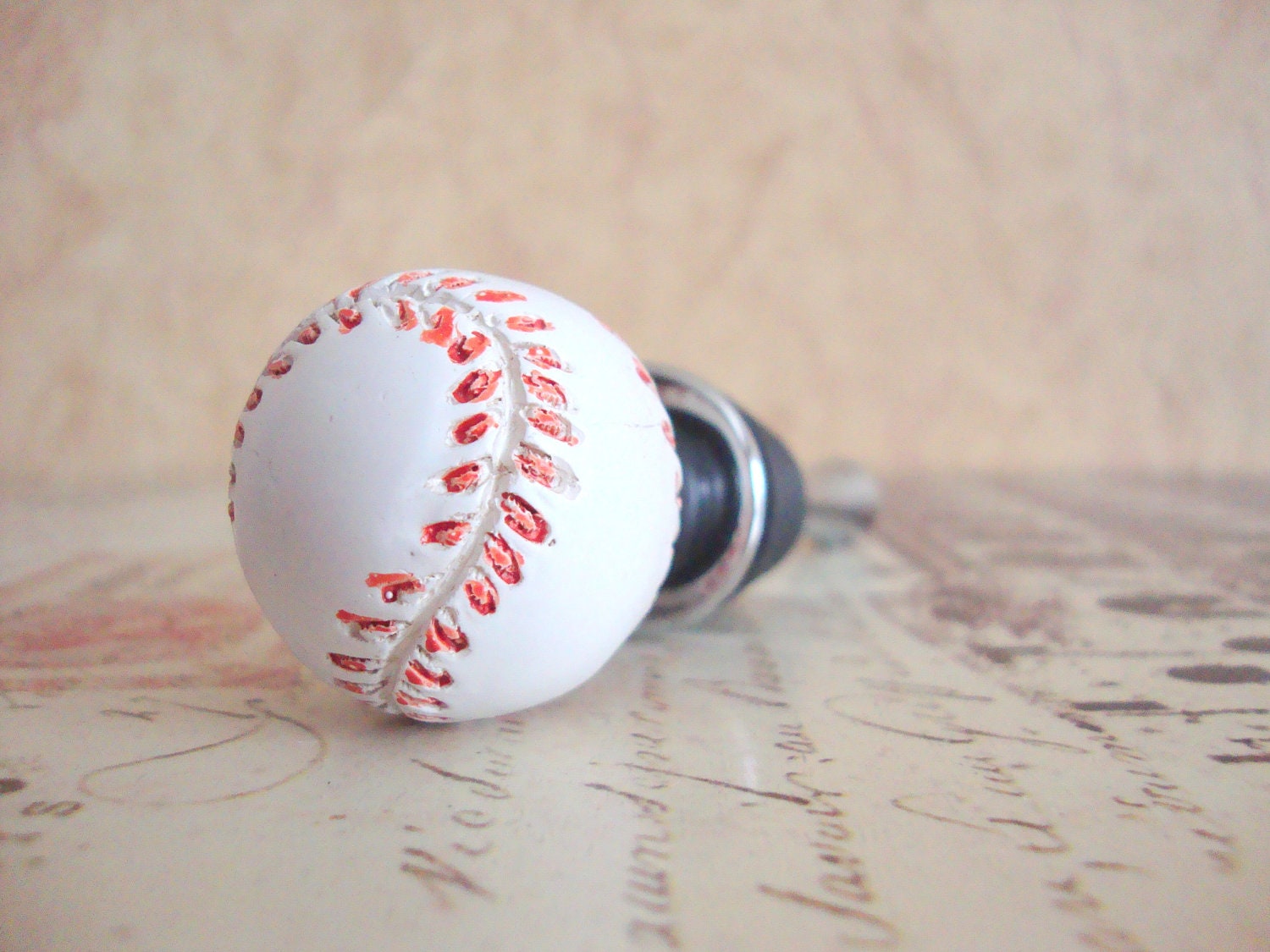 Wine Bottle Stopper - White Baseball Wine Stopper
