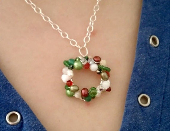 Jumble Wreath Necklace