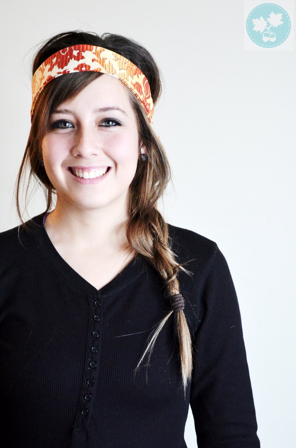 Hippie headband. 50's hair wrap. Rockabilly headscarf. 60's style. Pin up fashion. Rusty orange. Golden yellow. Psychedelic floral print.