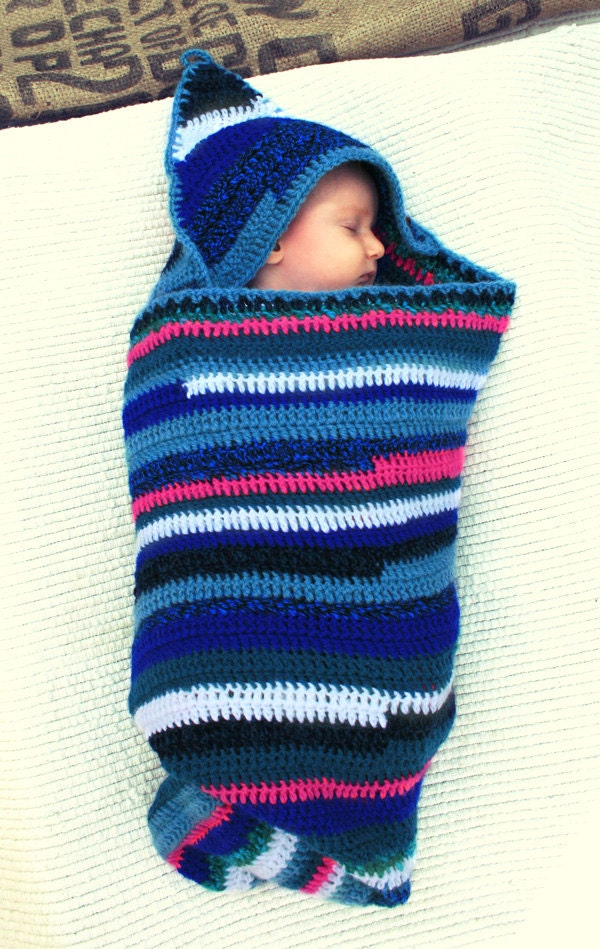 Crocheted hooded striped baby blanket by mikmakwinkel on Etsy