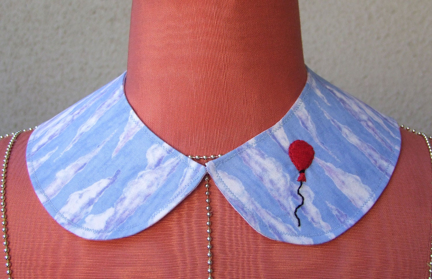Carried Away collar with red balloon