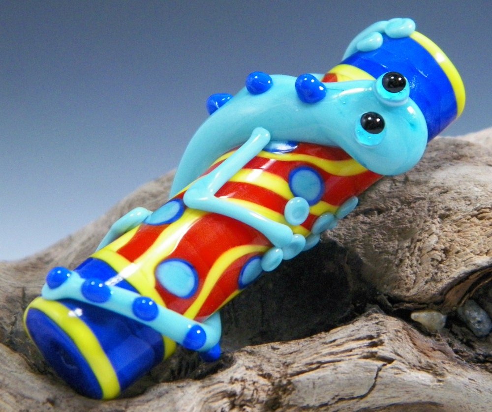SALE:  Adorable Large Lampwork Turquoise Blue Lizard on Red, Yellow and Blue Barrel Focal Bead by Starlight Designs - starlightdesigns