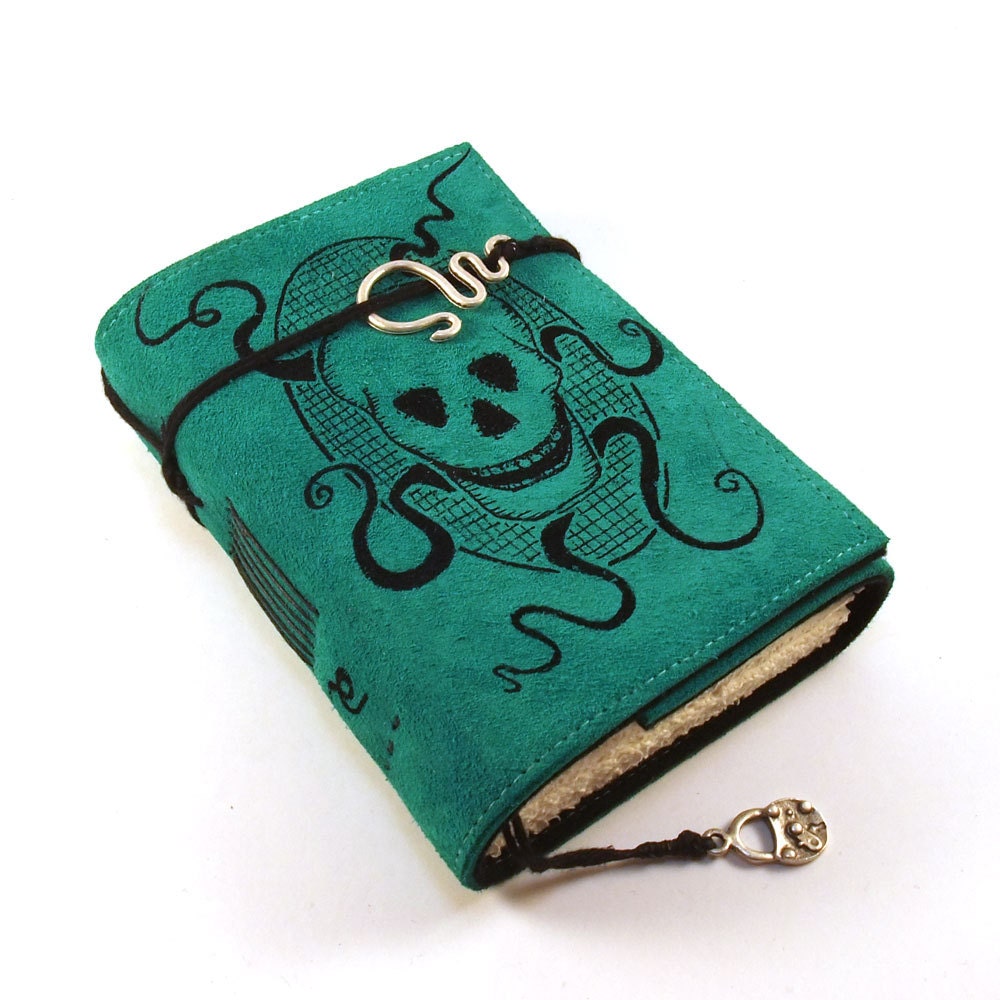 Skull, Leather journal, Notebook