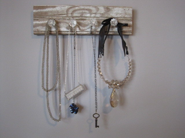 jewelry holder,  shabby jewelry display, reclaimed wood necklace holder, rustic glam jewelry knob rack.