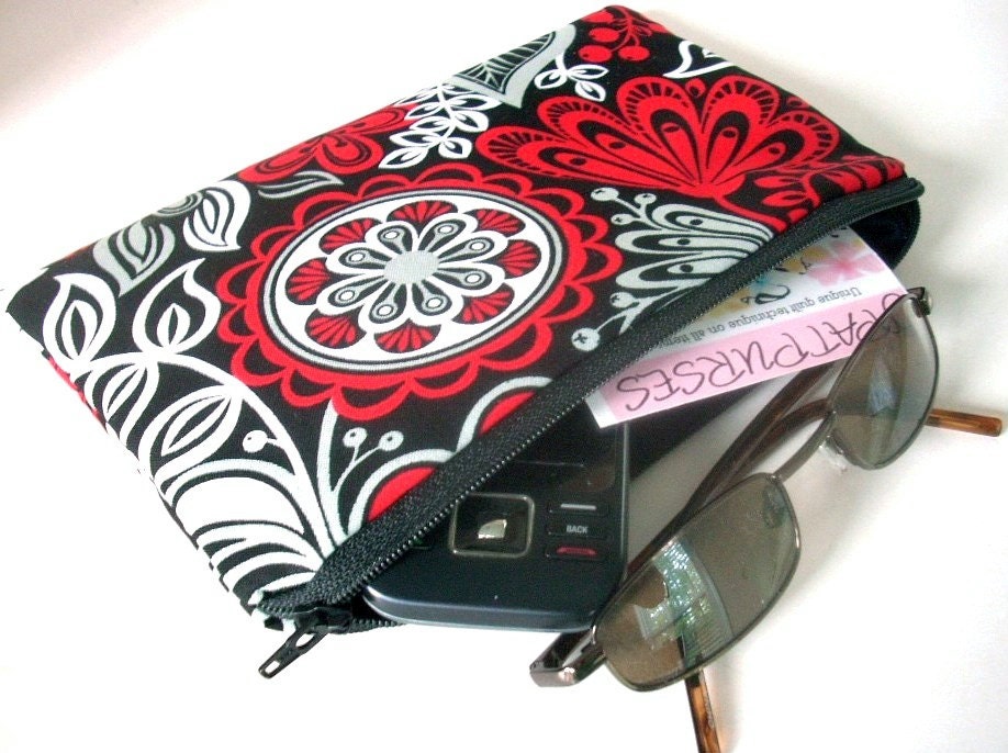Large Zipper Pouch Clutch Bag Eco Friendly Padded Gadget Case -  NEW Red Garden