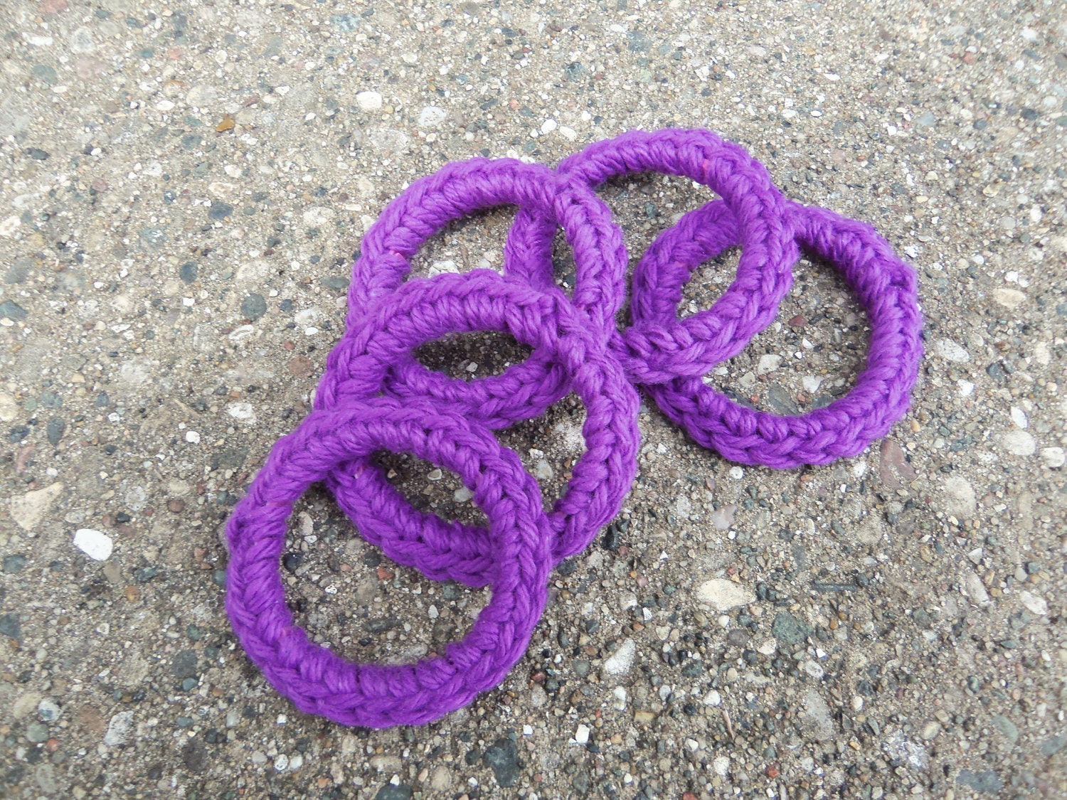 Cat Toys Toy Rings - Purple Grape