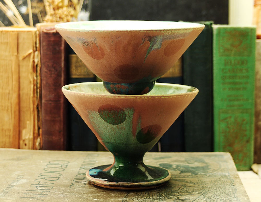 Two Sandblasted Martini Cups - Barware - Glassware