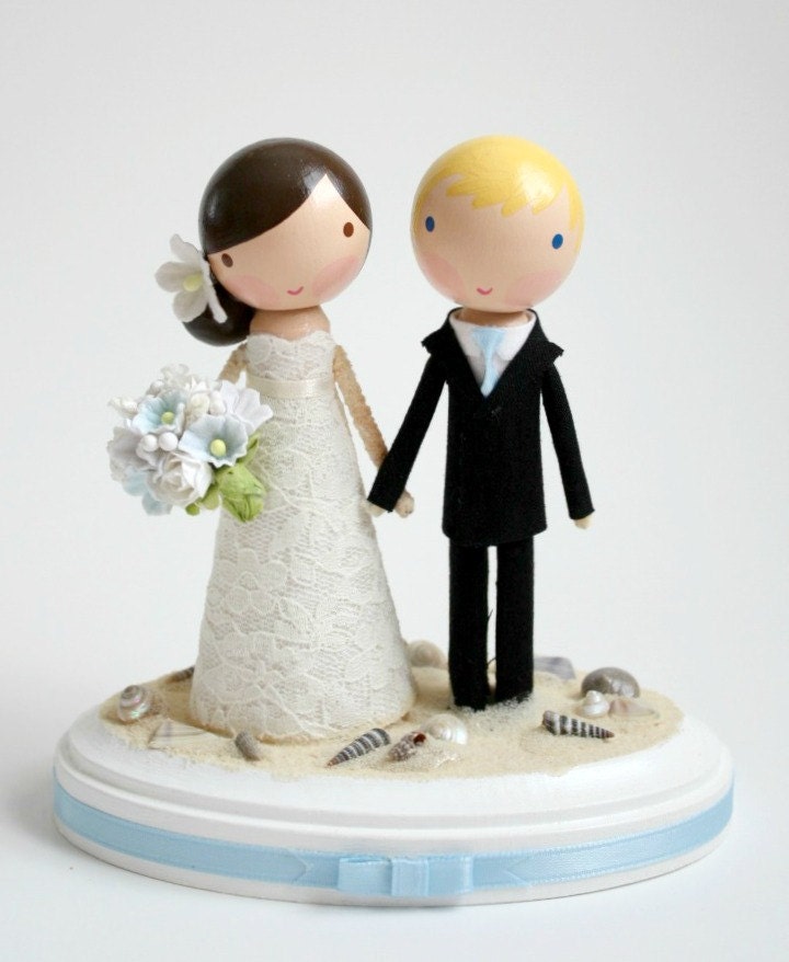 custom wedding cake topper - beach theme