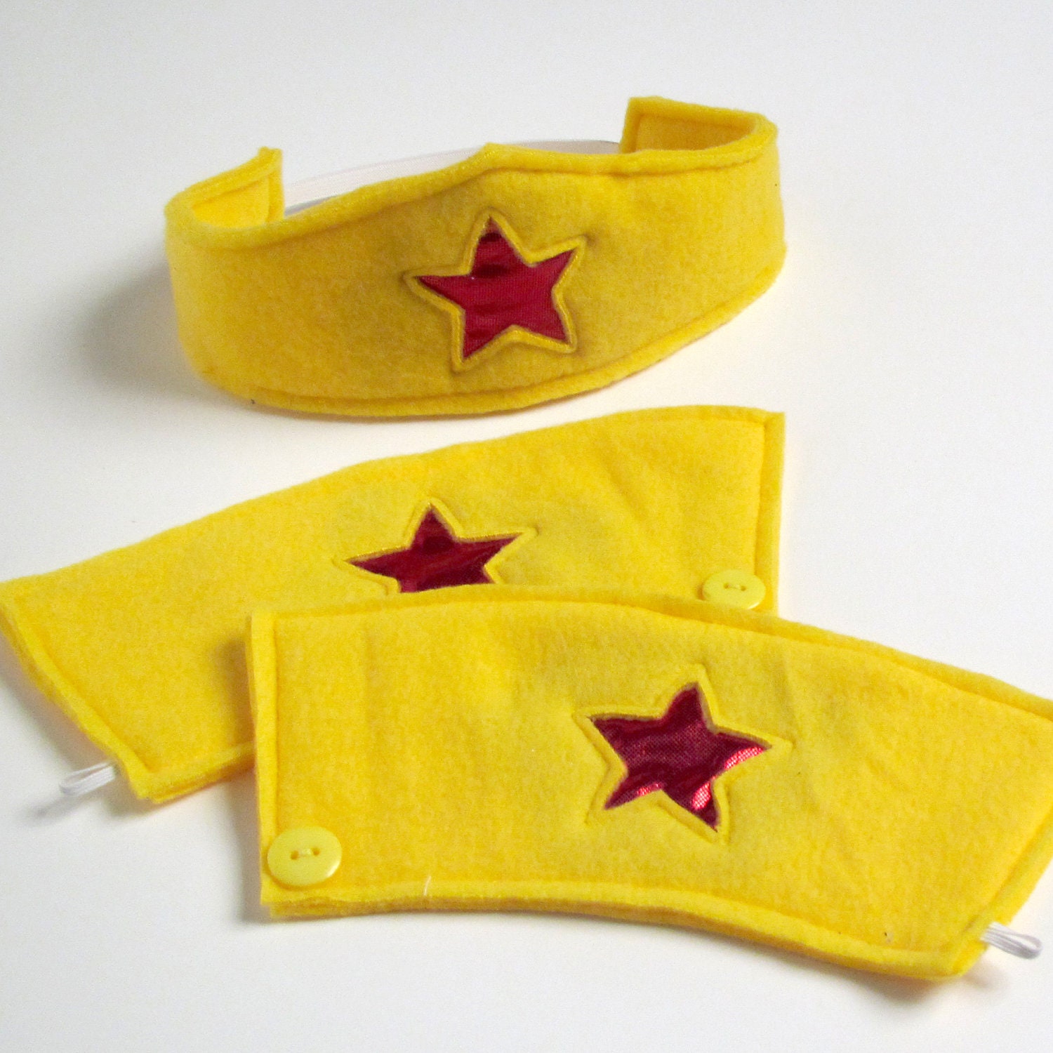 Super Hero Head Band and Cuff Set - Yellow with Red Star (WOW120412-2)
