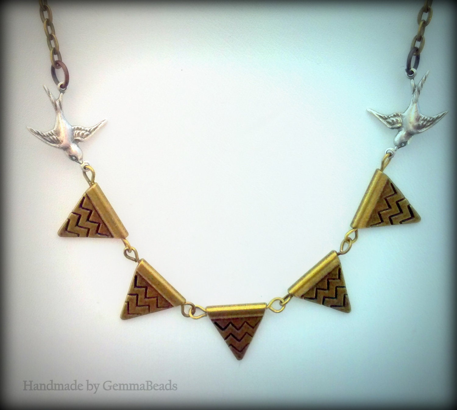HAPPY DAY - Pennant Bunting Necklace