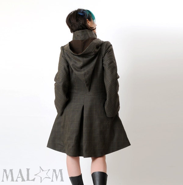 Camille Coat with Goblin Hood and tall collar - Brown and green checks - Winter coat - Malam
