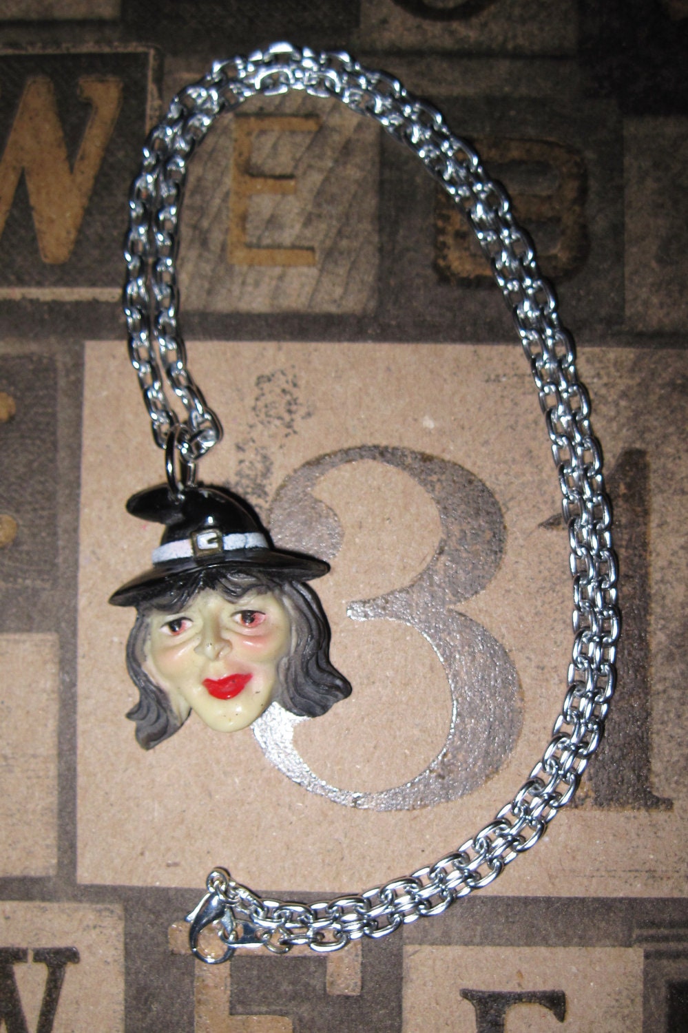 Halloween Witch Necklace Jewelry Charm Pendant Gothic Wicca Wiccan Pagan Vintage Style Costume Accessory FREE SHIPPING USA/Canada