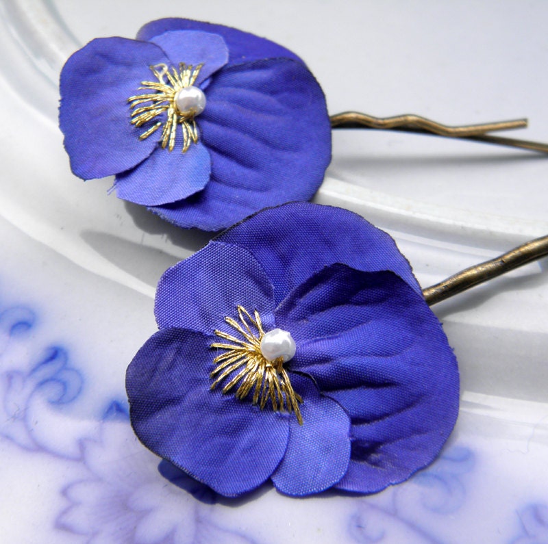 China Blue Little Viola Clips