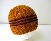 golden wool knit hat with maroon stripes