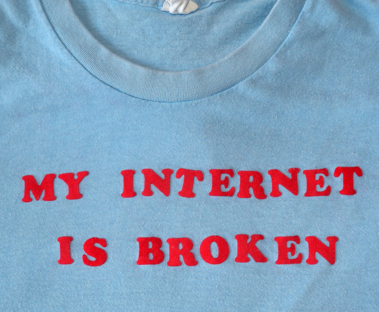 vintage 70s t-shirt flock my INTERNET is BROKEN iron on tee shirt Small XS soft thin funny humor