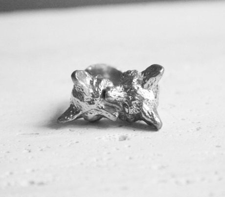 Nuzzling Foxes Ring in Silver