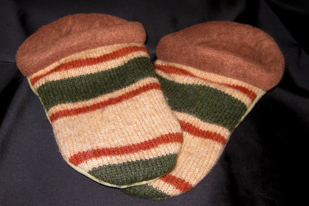Brown Fleece-Lined Striped Sweater Slippers - W 7/8