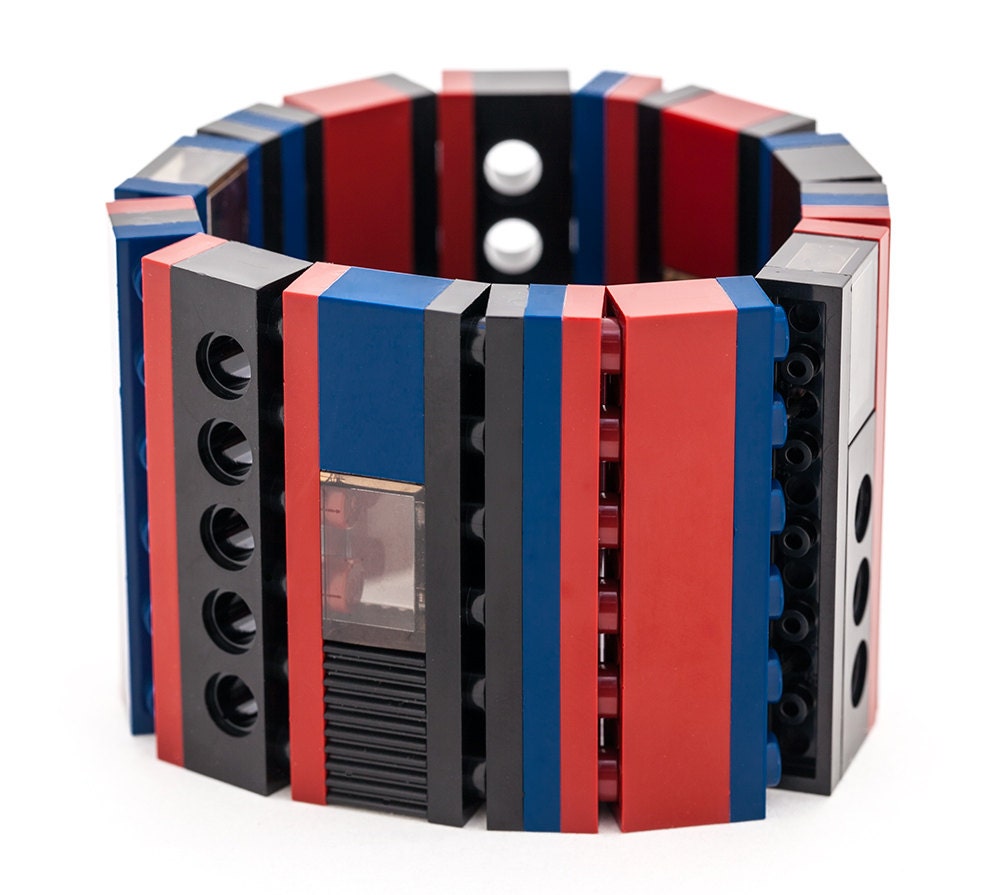 Captain basic 1x6 LEGO bracelet