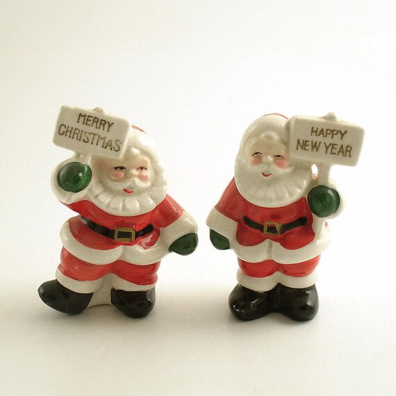Vintage Santa Claus Salt and Pepper Shakers by efinegifts on Etsy