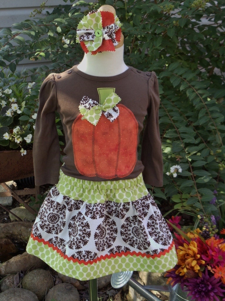 Girls Custom Pumpkin tee and skirt set  in sizes 18-24 mth
