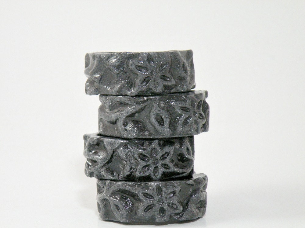 Napkin Rings - Set of 4 in Grey Gray Black Smoky