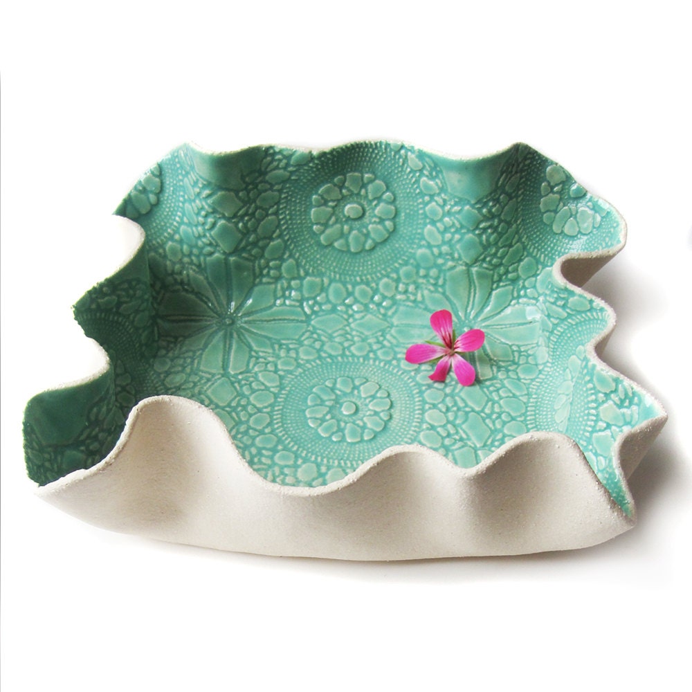 Large Pottery Bowl Gathered - Harvest Fruit bowl Serving Dish Centerpiece Cream Ceramic Tableware Seafoam Turquoise Vintage Crochet Texture