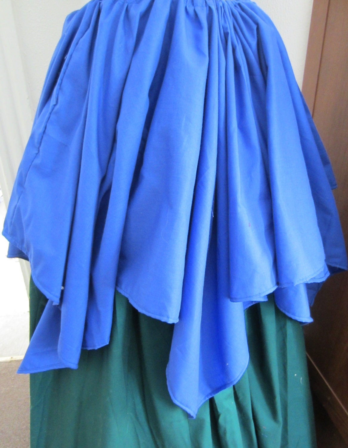 Custom Circle skirt, 8 Point Petal Skirt and Chemise Set Renaissance Faire, SCA, LARP, Gypsy, Pirate