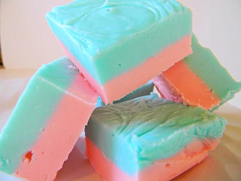 Julie's Fudge - COTTON CANDY - 12 Pieces - 1 pound