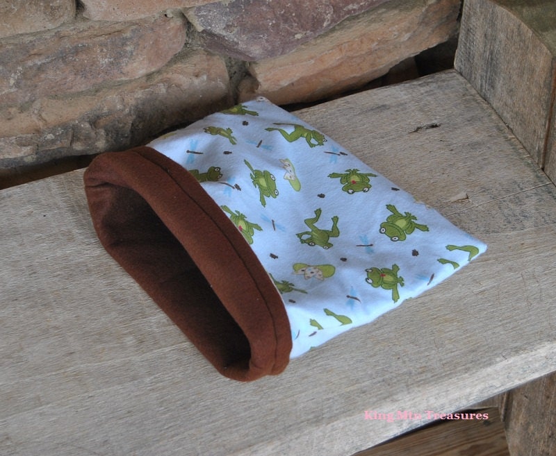 Cozy Sak - Xsmall Pet Bed- Frog Pad