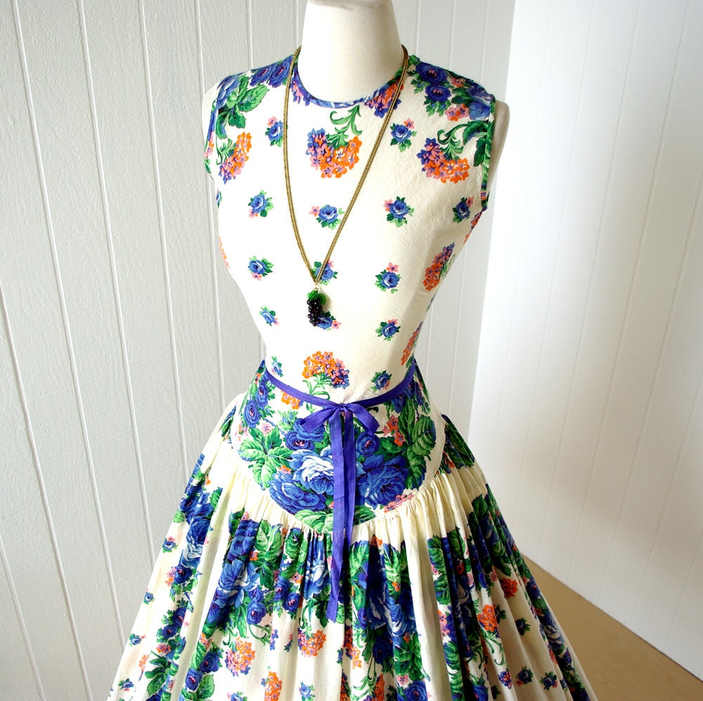 vintage 1930's 1940's dress ...gorgeous SIGNED & NUMBERED romantic floral light gauzy cotton full skirt pin-up summer sun dress