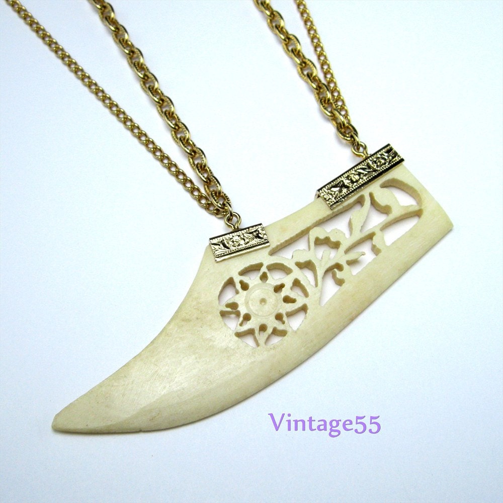 Asian Gold Necklace 16