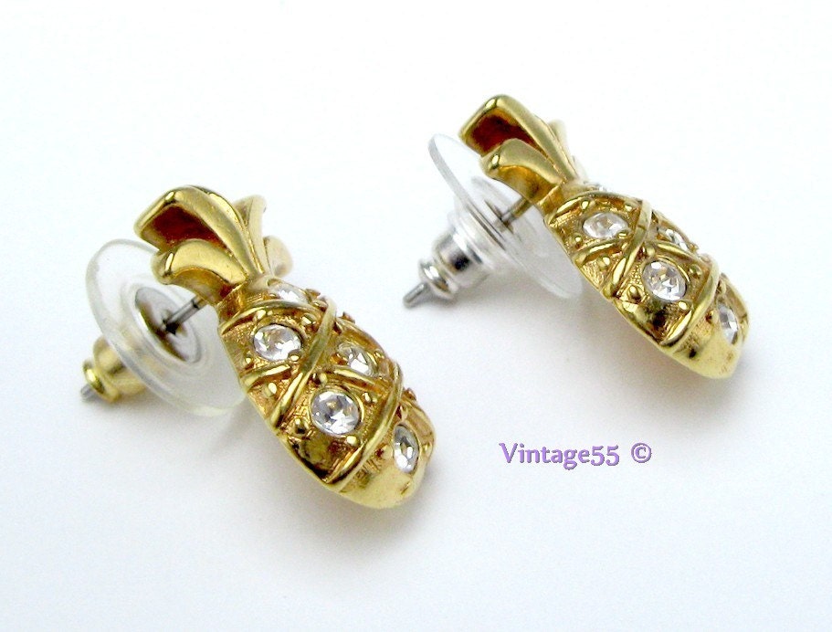 Vintage Earrings Rhinestone Pineapple Gold tone Avon