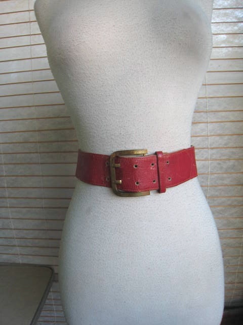 Ladies 40s 50s RED LEATHER Belt 1950s
