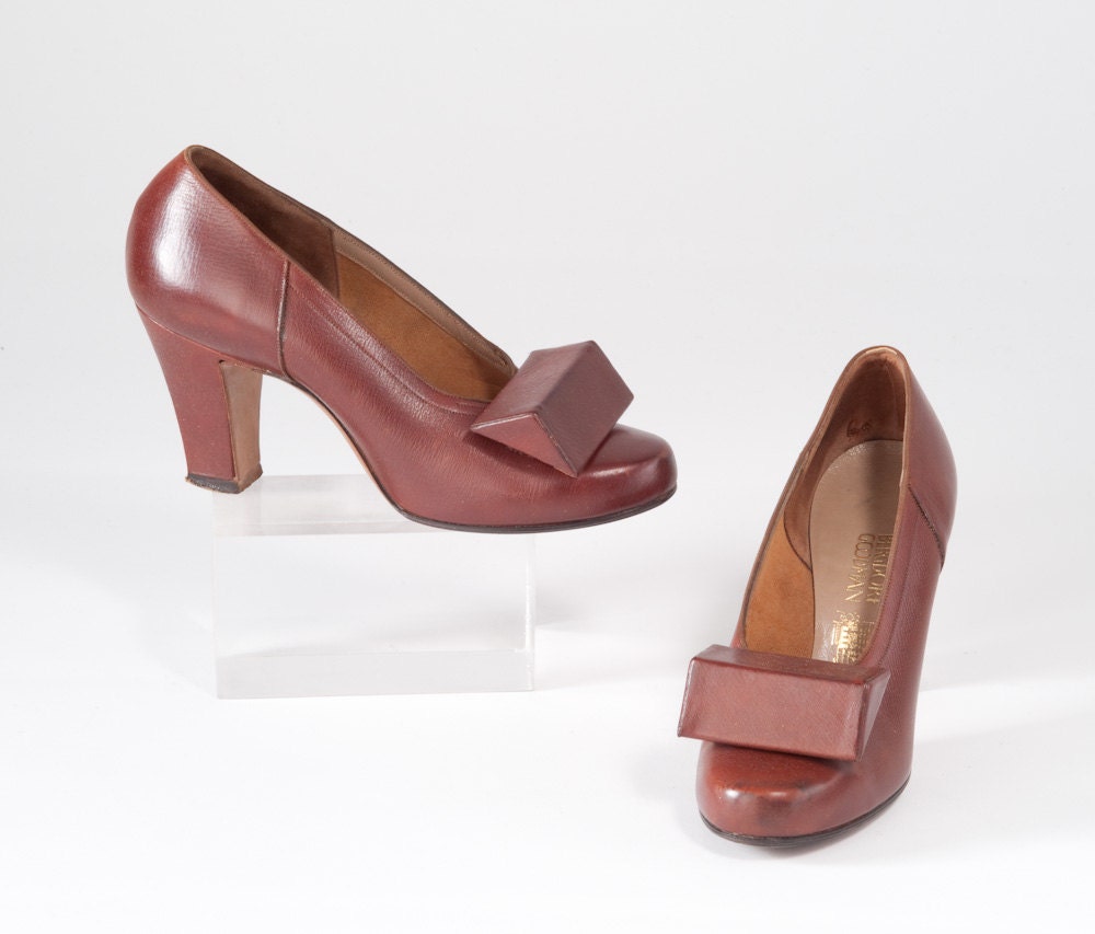 1930s Art Deco Shoes - Brown Leather Heels - missfarfalla