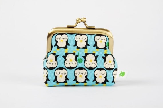 Deep mum - Kawaii penguins on blue - metal frame purse