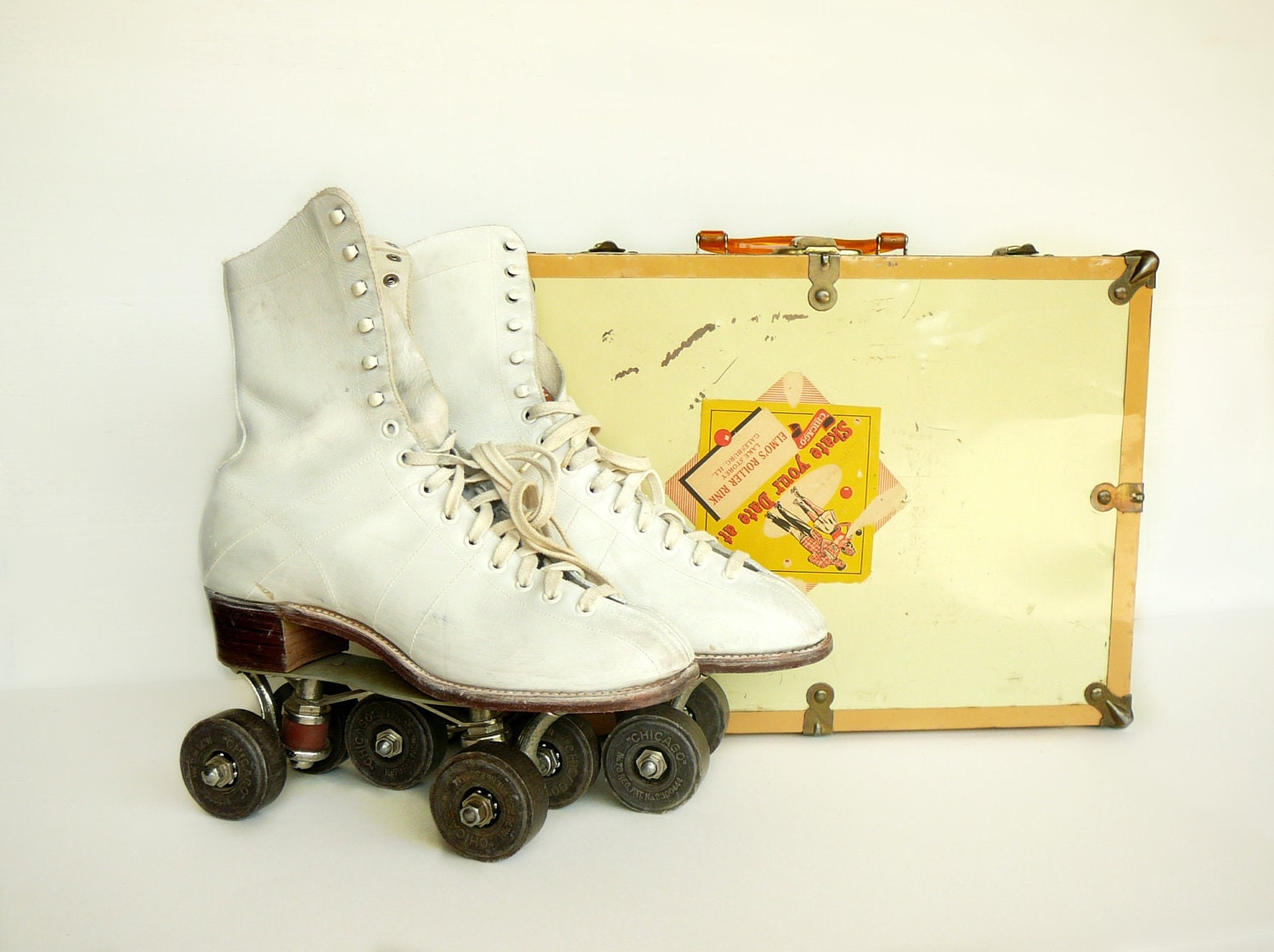 Vintage Roller Skates Metal Case Booklet