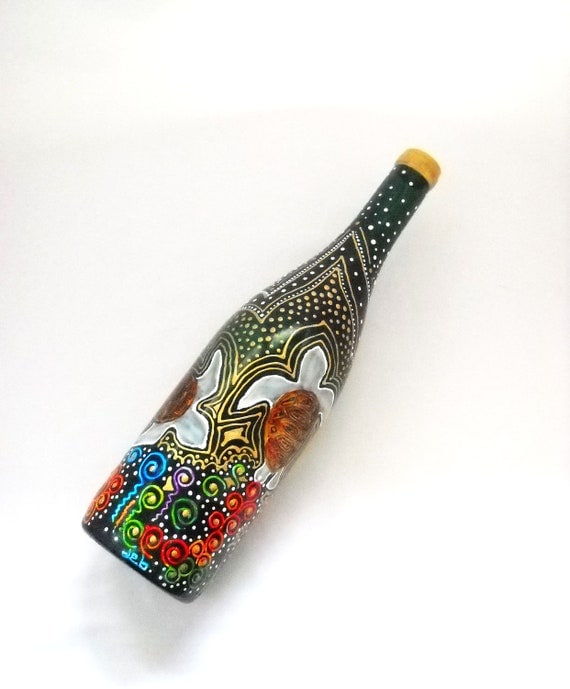Wine Bottle hand painted, Art Vase Painted Sea Turtles, Message in a Bottle