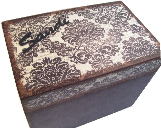 Recipe Box Decoupaged  Black, Cream Damask, Handcrafted Kitchen Storage, Organization for 4x6 Recipe Cards  MADE To ORDER
