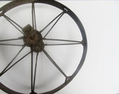 Metal Rustic Industrial Wheel with Spokes - Modred12