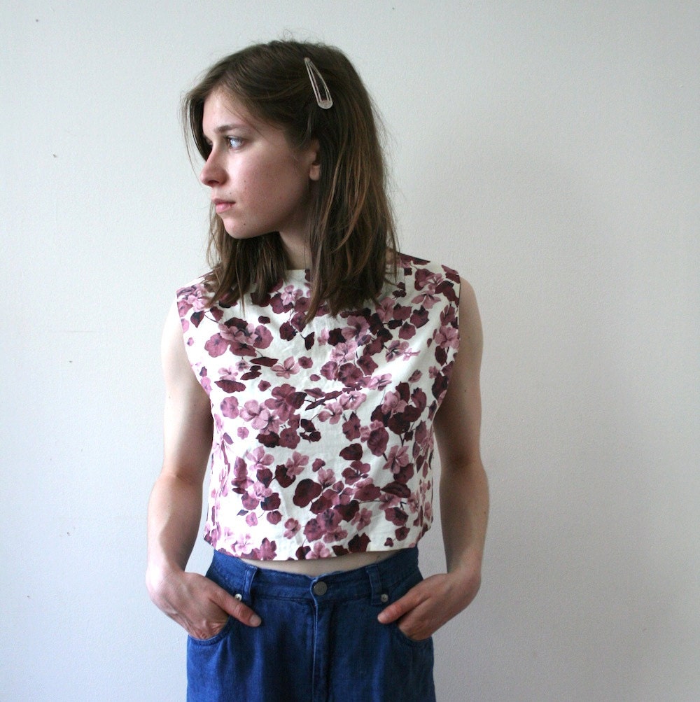 Vintage 60s Floral Cropped Shell Top