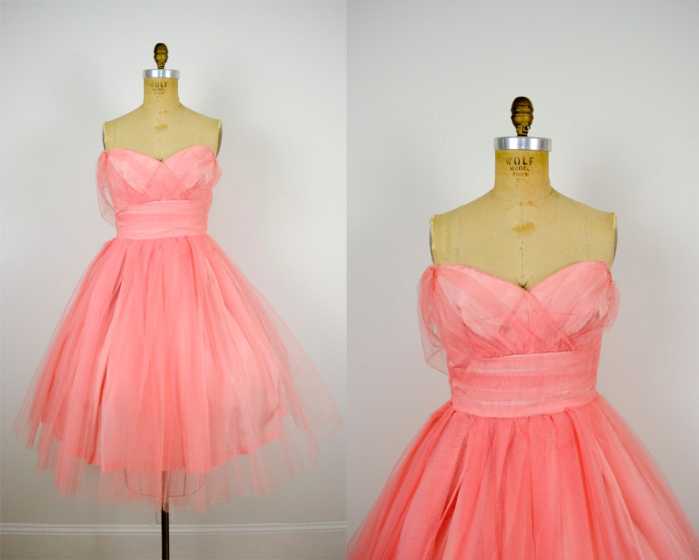 1950s prom dress / 50s tulle strapless prom dress / blush pink cupcake confection party dress