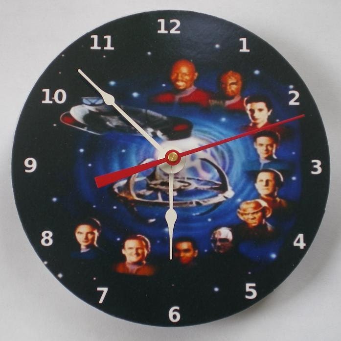 Cd Clock Star Trek Deep Space Nine Recycled Compact Disc Clock for Desk or Wall