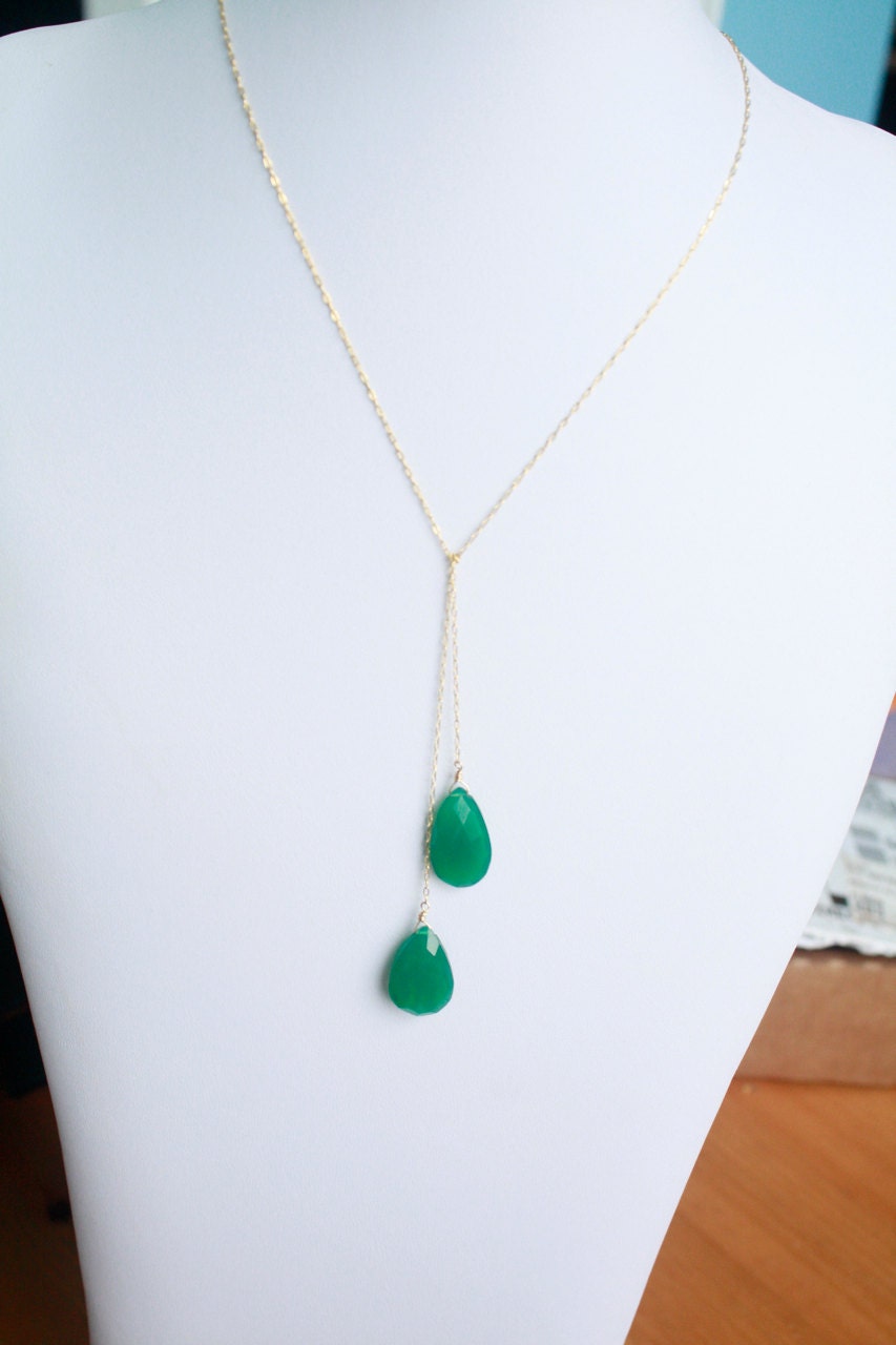 Emerald Green Onyx Lariat on Gold